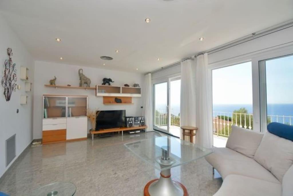 Villa En Platja De Aro With Pool 450M From The Beach Platja d'Aro Bagian luar foto